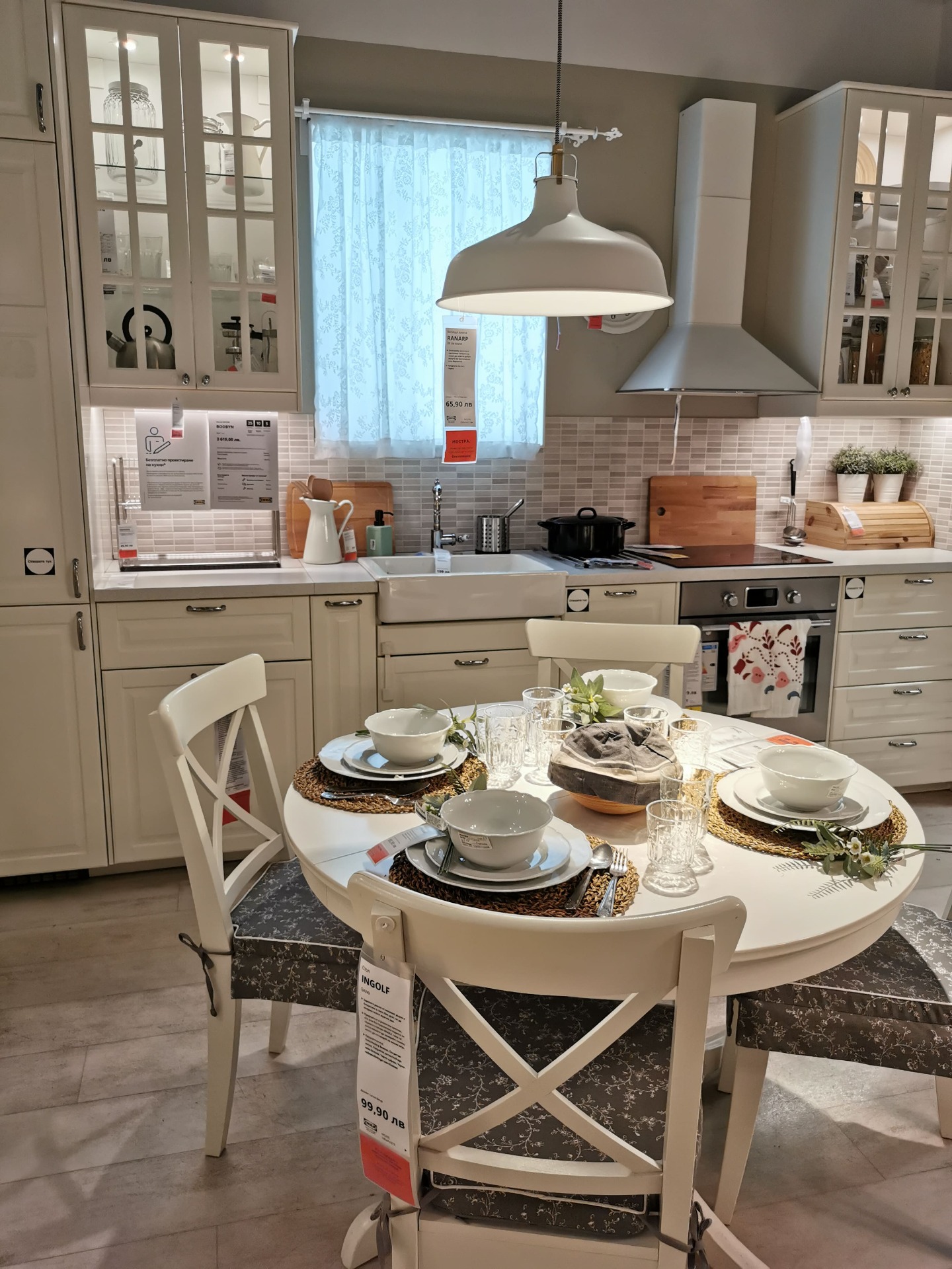 140+ Real IKEA Kitchens for Inspiration – Photos from Showrooms Across ...